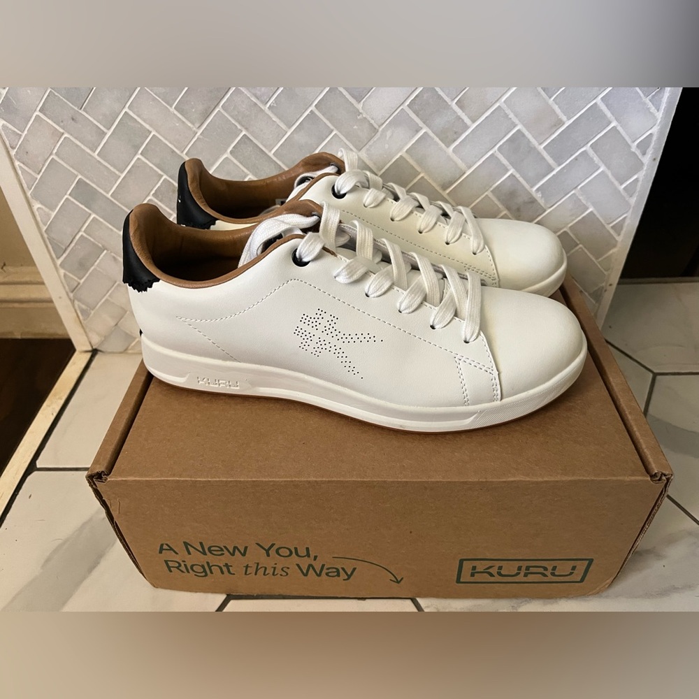 KURU Roam White and Black womens Sneakers